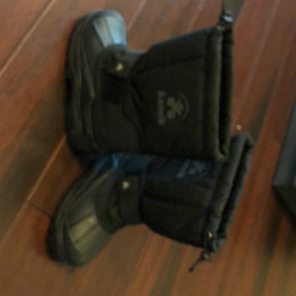 Youth Kamik insulated waterproof boots